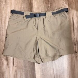 Womens Columbia Sandy River™ Cargo Shorts Beige size Large